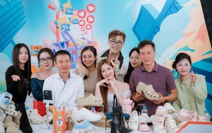 Giám đốc không ngại livestream bán giày, đưa thương hiệu Việt đến gần người tiêu dùng