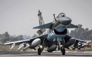 Trung Quốc chốt đơn gần 100 chiếc J-10 - Khách hàng ĐNA đầu tiên lộ diện, nói đúng 2 từ ẩn ý