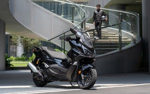 Honda NWZ150 ra mắt với động cơ hybrid, trang bị màn hình TFT và radar chống va chạm, giá bán chưa tới 70 triệu đồng