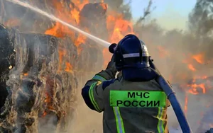 Ukraine phóng hàng trăm UAV, tập kích hơn 20 khu vực trên lãnh thổ Nga