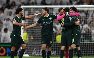 Man City trước trận gặp Liverpool: Cơn bão áp lực bủa vây