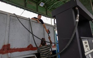 Đang trên đường tới Cuba, 90 lô hàng nhiên liệu trị giá gần 3 triệu USD gặp biến lớn