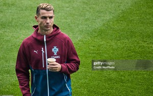 Ronaldo bị treo giò tạm thời, đối mặt nguy cơ lỡ hai trận đấu trong tháng 11
