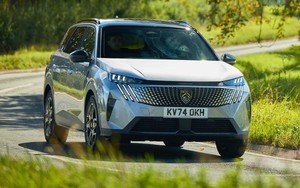 Peugeot tính dứt bỏ mác phổ thông bằng mẫu mới lớn hơn, cao cấp hơn 5008 đang bán ở Việt Nam