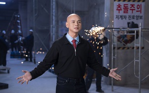 Phan Đinh Tùng ra MV "Nước ngoài"