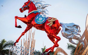 Linh vật ngựa ở Đắk Lắk nhận nhiều lời khen