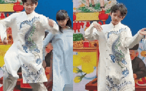 Quý tử nhà Khánh Thi - Phan Hiển sáng bừng sân khấu đón Tết, đúng đẳng cấp của thiếu niên 2 lần vô địch thế giới