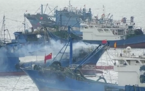 Nhật Bản có hành động hiếm thấy với tàu cá Trung Quốc