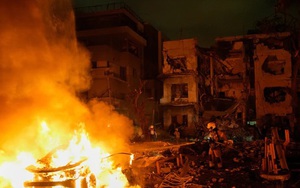 Hai tàu sân bay Mỹ "siết gọng kìm", sức mạnh của Iran còn đến đâu?