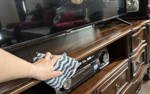 Biết tôi được nghỉ Tết sớm, mẹ chồng tới tận nhà nhờ một việc mà tôi làm không được, từ chối không xong!