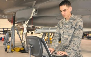 'Bộ não' của F-35 dễ bị bẻ khóa như iPhone