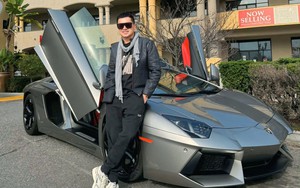 Nam nghệ sĩ Việt 67 tuổi trẻ như 40 khi đứng bên siêu xe, thảo nào mẹ đơn thân kém 37 tuổi mê mẩn