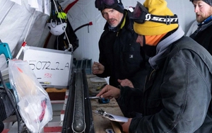 Mũi khoan phá kỷ lục ở Nam Cực chạm vào "tử huyệt" toàn cầu, tìm thấy cỗ máy thời gian độc nhất vô nhị