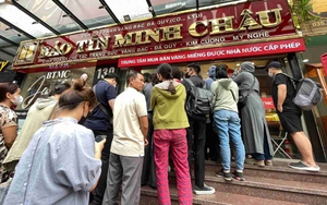 Giá vàng giảm mạnh chỉ còn hơn 160 triệu/cây: Người xếp hàng mua phải biết điều này để không mất công