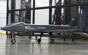 Máy bay tấn công cất cánh sau 71 ngày từ bản vẽ