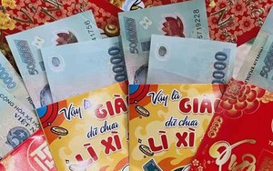 Cầm 15 triệu tiền lì xì của con, tôi nhận ra 1 điều