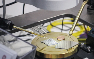 Nắm trong tay 90% năng lực của thế giới, Trung Quốc "khóa đầu, khóa đuôi" mọi đối thủ: Thế này ai đuổi kịp?