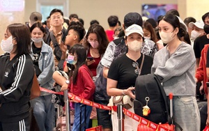 Mùng 6 Tết, sân bay Tân Sơn Nhất đón lượng khách cao nhất lịch sử