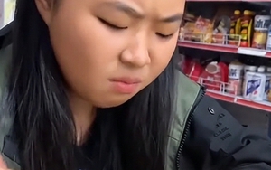 Quay video bữa cơm nhà mình, một bà mẹ khiến cư dân mạng toát mồ hôi: "Tôi không ngồi ăn, chỉ xem thôi mà cũng "ngộp thở"