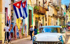 Giữa cơn khủng hoảng điện, Cuba vừa tung "ưu đãi" chưa từng có cho người dân