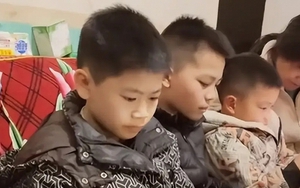 Người mẹ háo hức quay video khoe con, nhưng chỉ một cú lia máy đã phơi bày sự thật gia đình