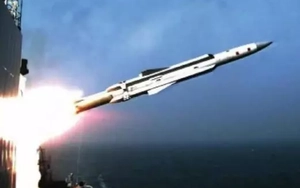 Iran sắp mua tên lửa diệt hạm siêu thanh Trung Quốc