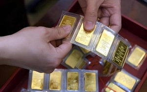 10 năm mua 10 cây vàng, tôi quyết định dừng lại không "giữ chuỗi" nữa