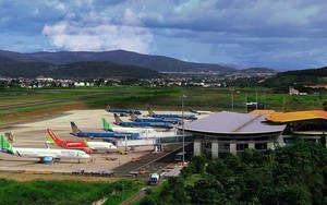 Huỷ toàn bộ chuyến bay, đóng cửa sân bay Đà Lạt: Hành khách đổi, hoàn vé như thế nào?