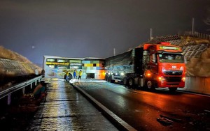 Tuyến cao tốc Phan Thiết - Dầu Giây tê liệt vì 3 vụ tai nạn liên tiếp