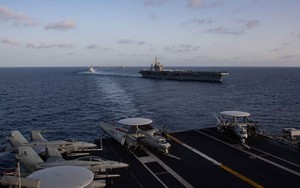 Tàu sân bay lớn nhất của Mỹ tiến về Israel