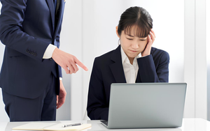 Không tham gia văn nghệ cuối năm vì deadline, tôi bị sếp nói phá hoại đoàn kết