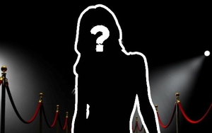 Nữ ca sĩ dự Grammy 2026 ngang nhiên dùng chất cấm, lộ luôn cảnh nóng bỏng