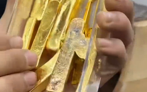 Chủ tiệm kim hoàn quét nhà thu được 1,7kg bột vàng trị giá gần 7 tỷ đồng trong một tháng