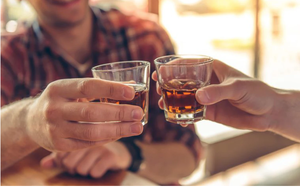 Sau khi uống rượu bia, hãy nhớ “2 nên – 5 không”: Gan và cả cơ thể cảm ơn bạn rất nhiều!