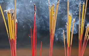 3 kiêng kỵ khi thắp hương