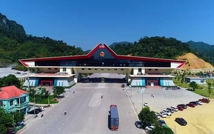 Thông tin cửa khẩu ở Lạng Sơn dừng thông quan dịp Tết