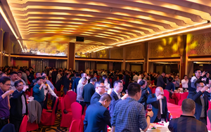 Nghe hộ điện thoại của đồng nghiệp nam trong buổi tiệc Tất niên, tôi khiến gia đình anh ta tan vỡ