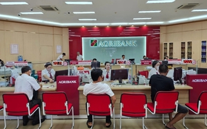 Agribank chính thức ngừng mọi giao dịch rút/chuyển tiền qua ứng dụng với khách hàng sau