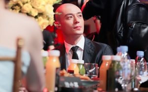 Trên đời có duy nhất 1 người cạo trọc đầu còn đẹp hơn khi có tóc, tất cả là nhờ khuôn mặt thiên tài