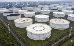 Tin vui: Tổ chức nắm giữ 1,8 tỷ thùng dầu đồng ý xả kho, giải phóng kỷ lục 400 triệu thùng dầu để hạ nhiệt thị trường