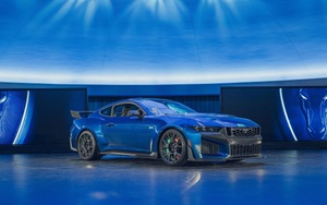 Ford hé lộ giá Mustang Dark Horse SC, cạnh tranh với Corvette và Porsche