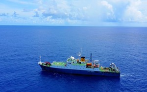 Phát hiện 10 tàu Trung Quốc chở thiết bị đặc biệt, hoạt động liên tục, thực hiện nhiệm vụ quan trọng