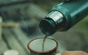 4 loại nước để lâu trong bình giữ nhiệt có thể trở thành “ổ vi khuẩn”, nuôi tế bào ung thư