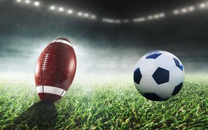 Tại sao người Mỹ gọi bóng đá là 'soccer' chứ không phải 'football'?