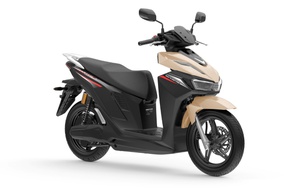 Đi xa thoải mái, trang bị ngon, chi phí dễ thở: Xe máy điện VinFast Viper hút khách hàng trẻ