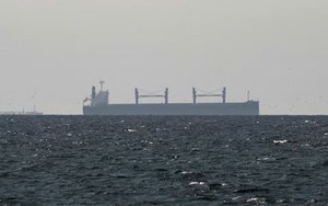 Tàu dầu liều mạng vượt “tử địa” Hormuz giữa thủy lôi và tên lửa để kiếm triệu USD