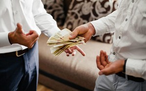 3 lý do tại sao không nên cho bạn bè vay tiền: Điều số 3 thường gây ức chế nhất nhưng lại rất khó nói