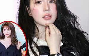 Bức ảnh chụp từ năm 2017 khiến Ngọc Trinh vướng vào rắc rối lớn, đến nay vẫn là chủ đề gây tranh luận