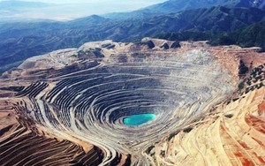 Ngoài dầu mỏ, Iran còn sở hữu kho báu trữ lượng hàng chục triệu tấn dưới lòng đất