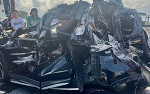 Hiện trường kinh hoàng vụ tai nạn liên hoàn 6 xe trên cao tốc, có xe bị vò nát